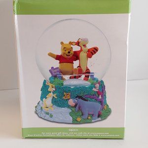 Winnie the Pooh & Tigger Musical Snow Globe 3 Legged Race Pooh Games Disney